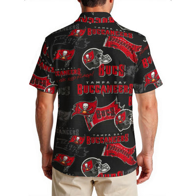 tampa-bay-buccaneers-mens-hawaiian-shirt-150gsm red pewter football outfit detail