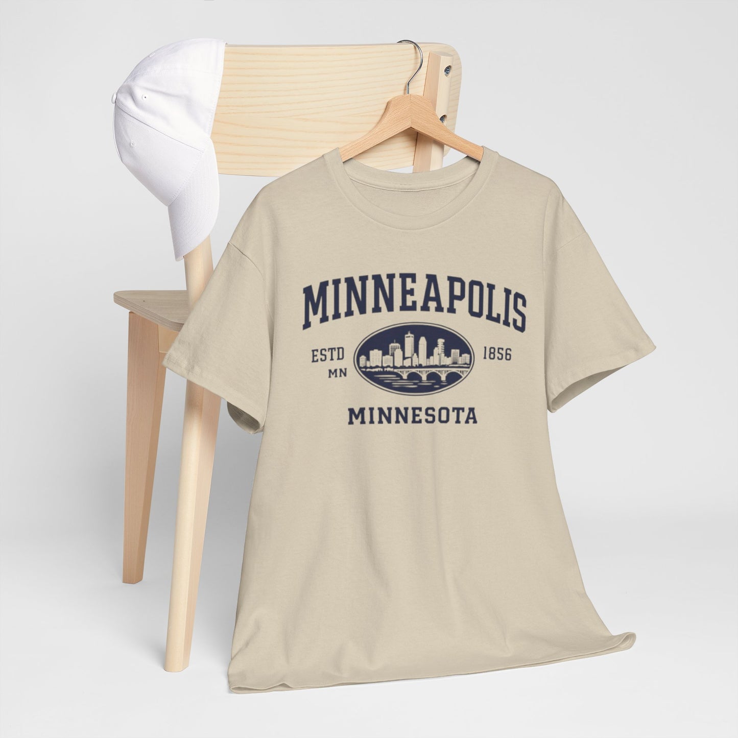 Minneapolis Minnesota Skyline Tee – Vintage City Graphic T-Shirt