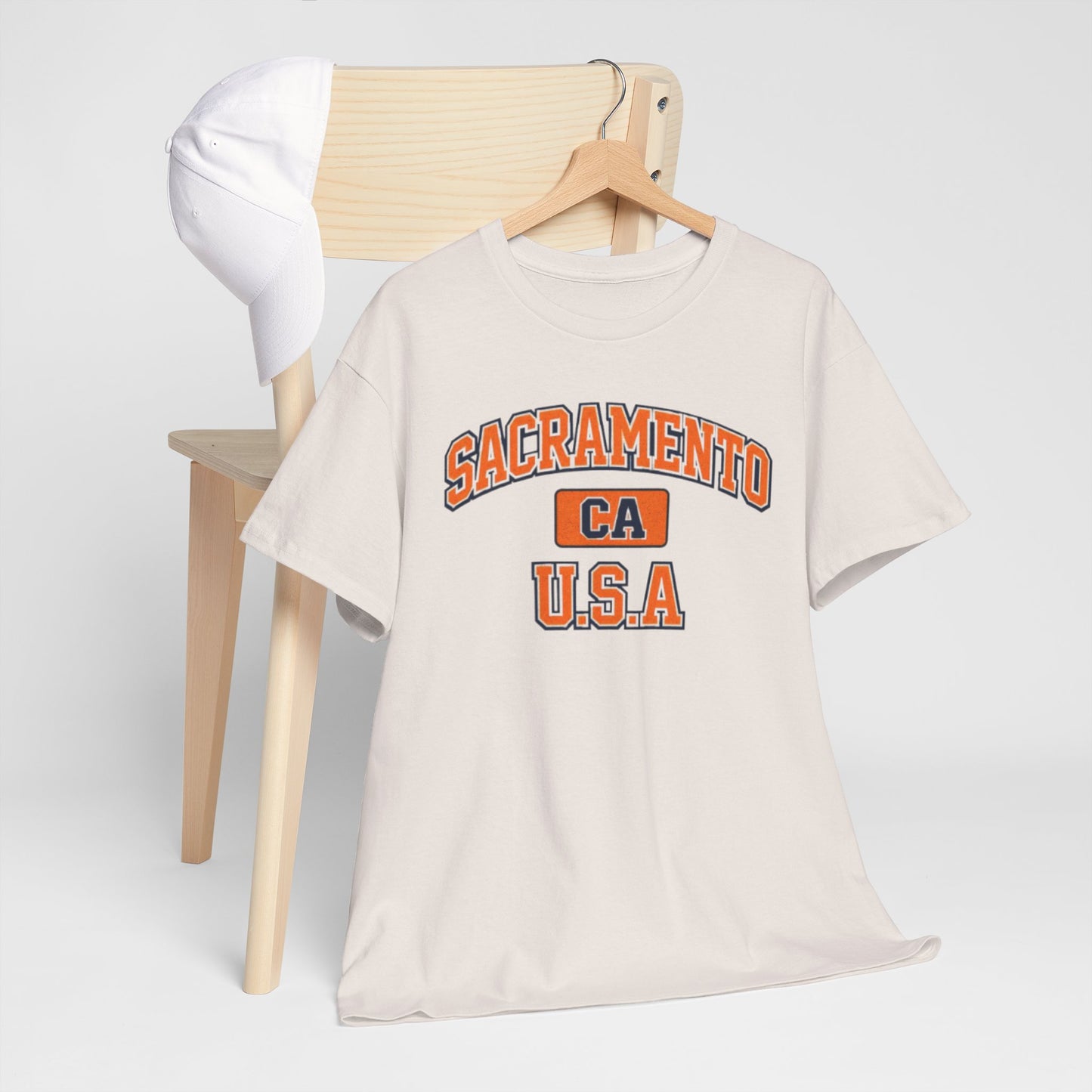 Light Gray Sacramento CA USA Vintage Collegiate T-Shirt