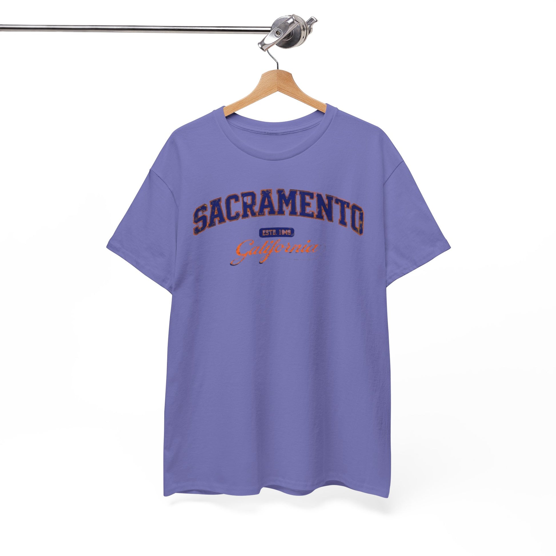 White Smoke Sacramento California Vintage Arch Tee — City  Graphic T-Shirt