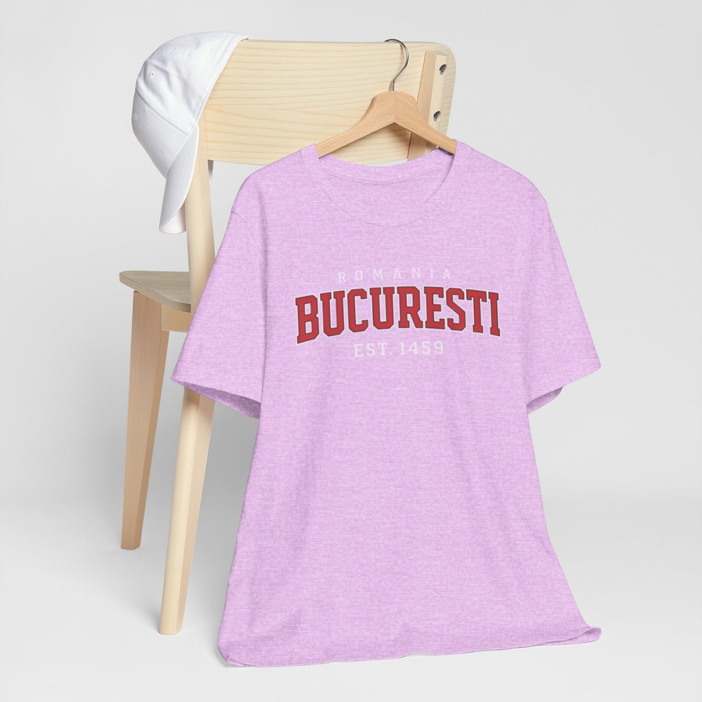 Tricou Bucuresti Romania – Vintage Collegiate Est. 1459 Tee