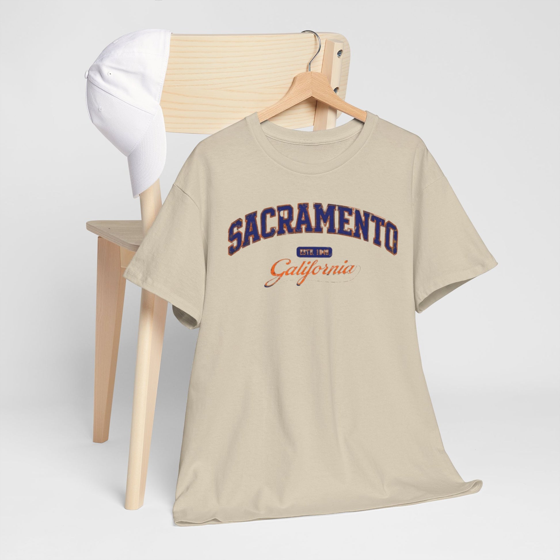 Gray Sacramento California Vintage Arch Tee — City  Graphic T-Shirt