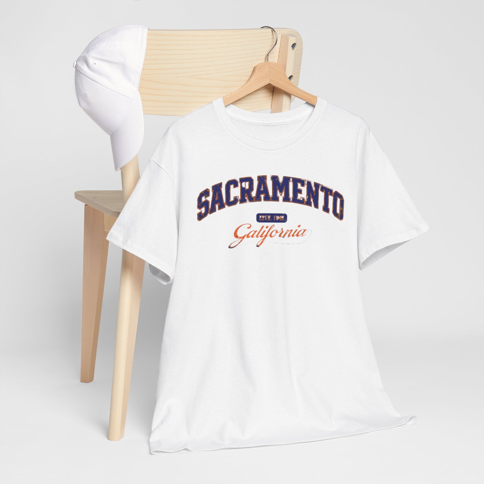 Lavender Sacramento California Vintage Arch Tee — City  Graphic T-Shirt