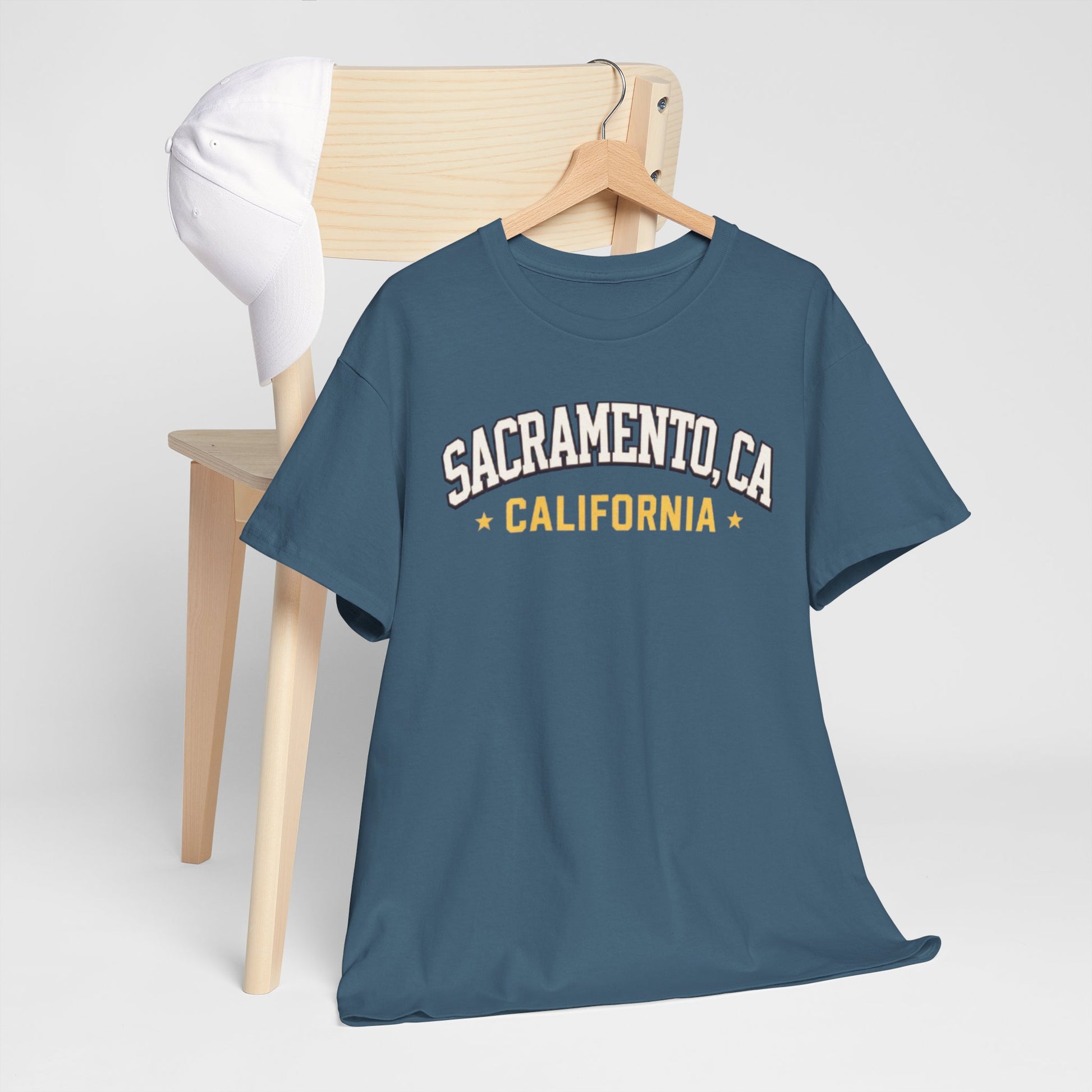 Lavender Sacramento, CA California Vintage Arc T-Shirt