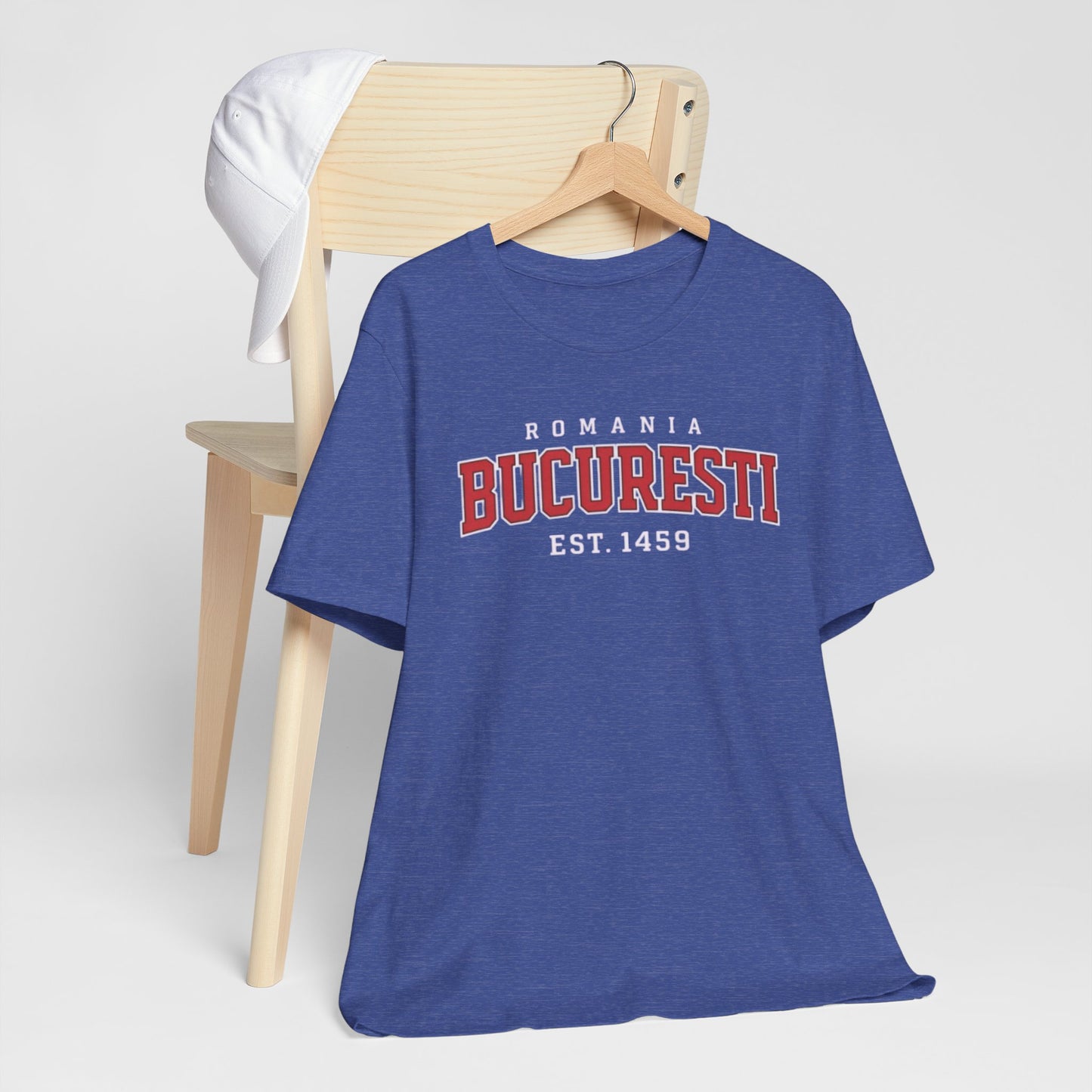 Tricou Bucuresti Romania – Vintage Collegiate Est. 1459 Tee