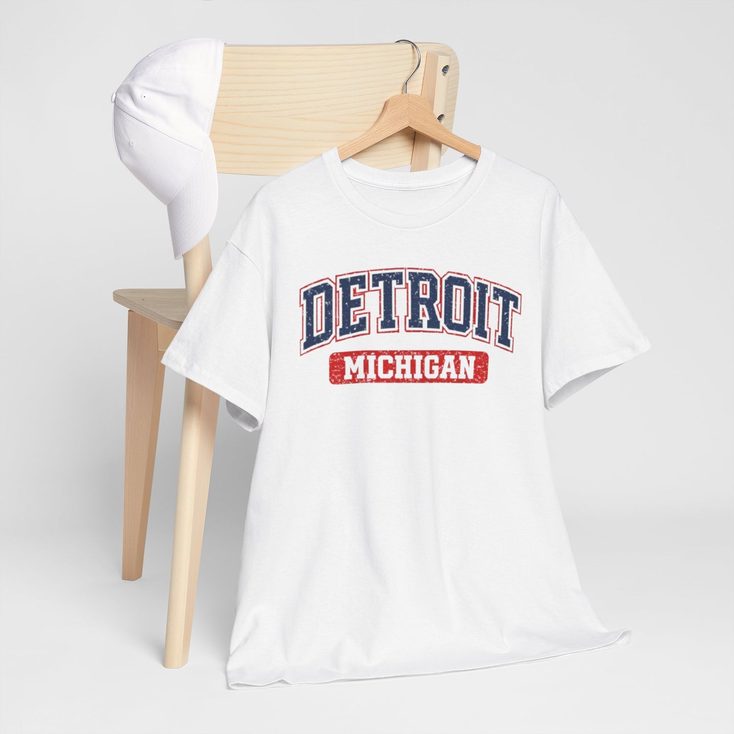 Lavender Detroit Michigan Vintage Collegiate T-Shirt Vintage city tee  College style