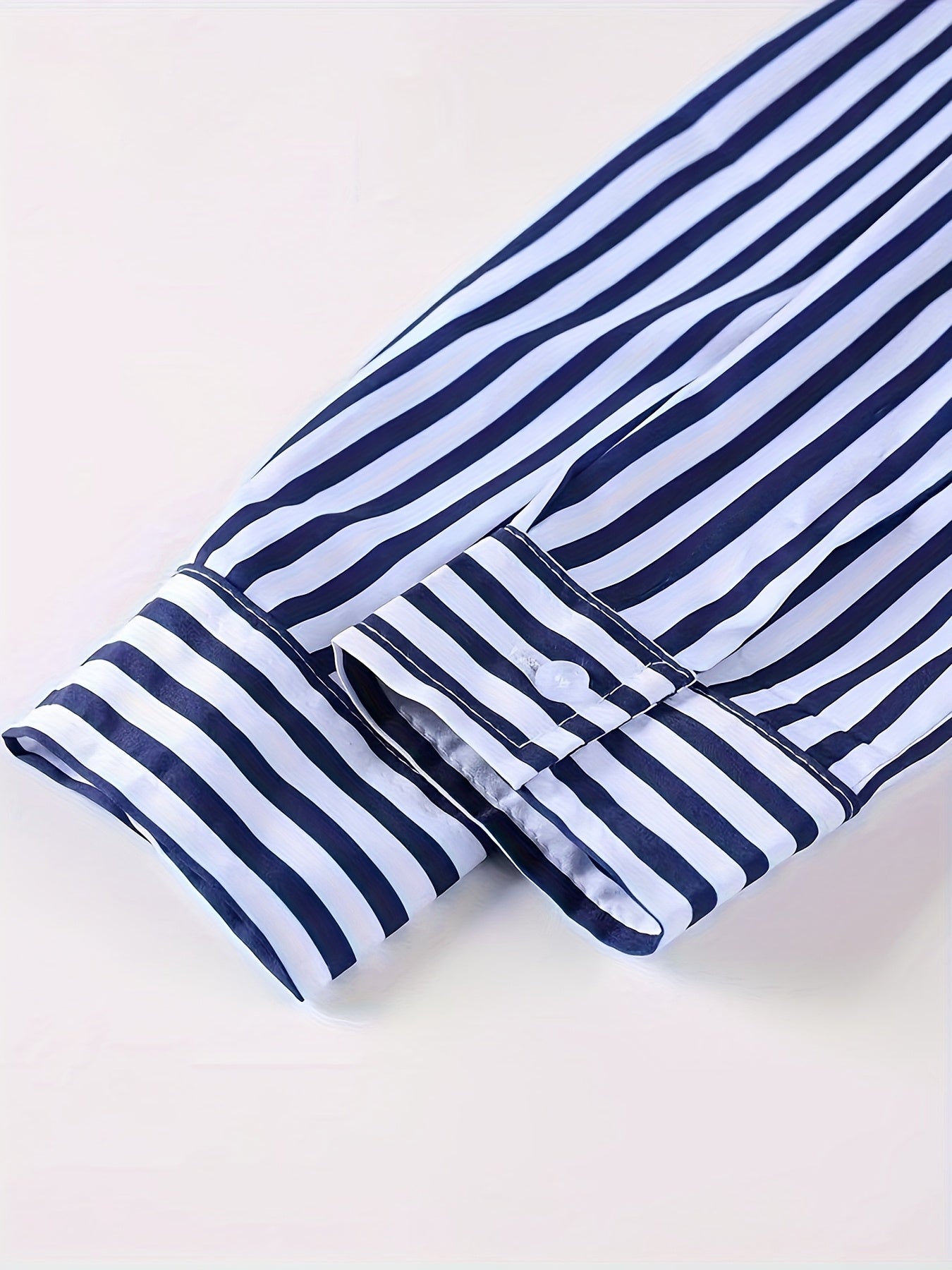Lavender Men's Casual Striped Long Sleeve Shirt -  and White Vertical Pattern, Button- Collar Design, Non-Stretch Fabric, Suitable for Casual Attire, All Seasons | Fitted Cut