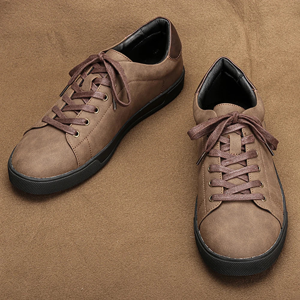 Men’s Minimalist Casual Sneakers – Lightweight Comfortable Smart Casual Shoes, Clean Everyday Trainers