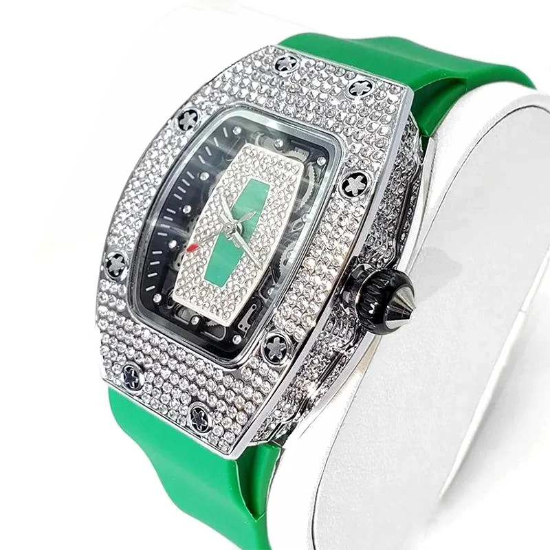 Lavender 2025 Hot Selling Green Watch For Women Fashion Tonneau Quartz Clock Ladies Elegant Iced Diamond Jewelry Wrist Watch Girl Gift