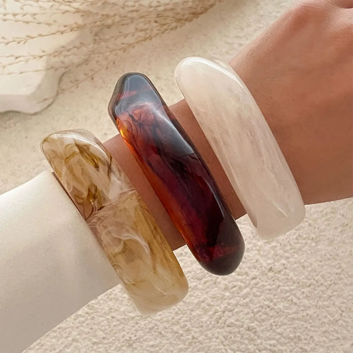 Gray KMVEXO Vintage Punk Brown Coffee Thick Resin Acrylic Bangles Geometric Irregular Wide Cuff Bangle Bracelet For Women Men Jewelry
