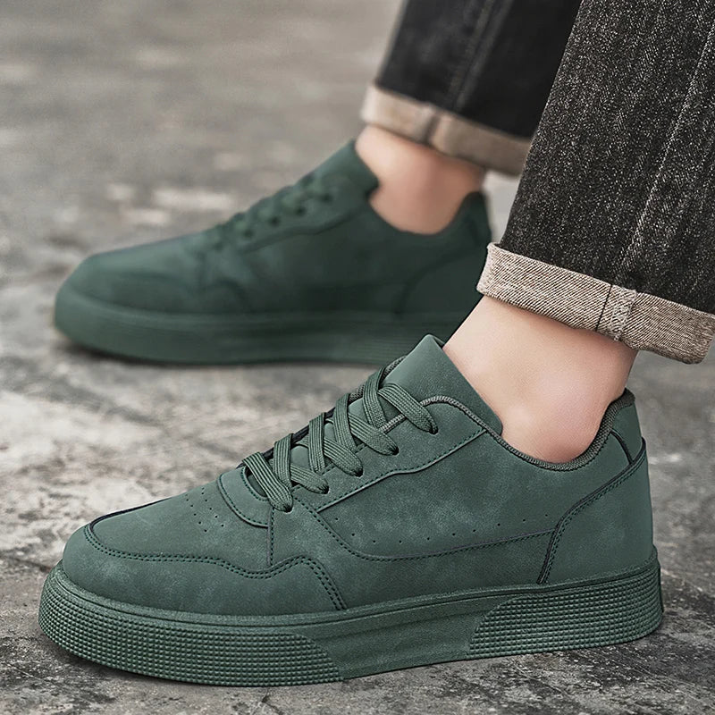 Men’s Minimalist Sneakers – Casual Streetwear Shoes