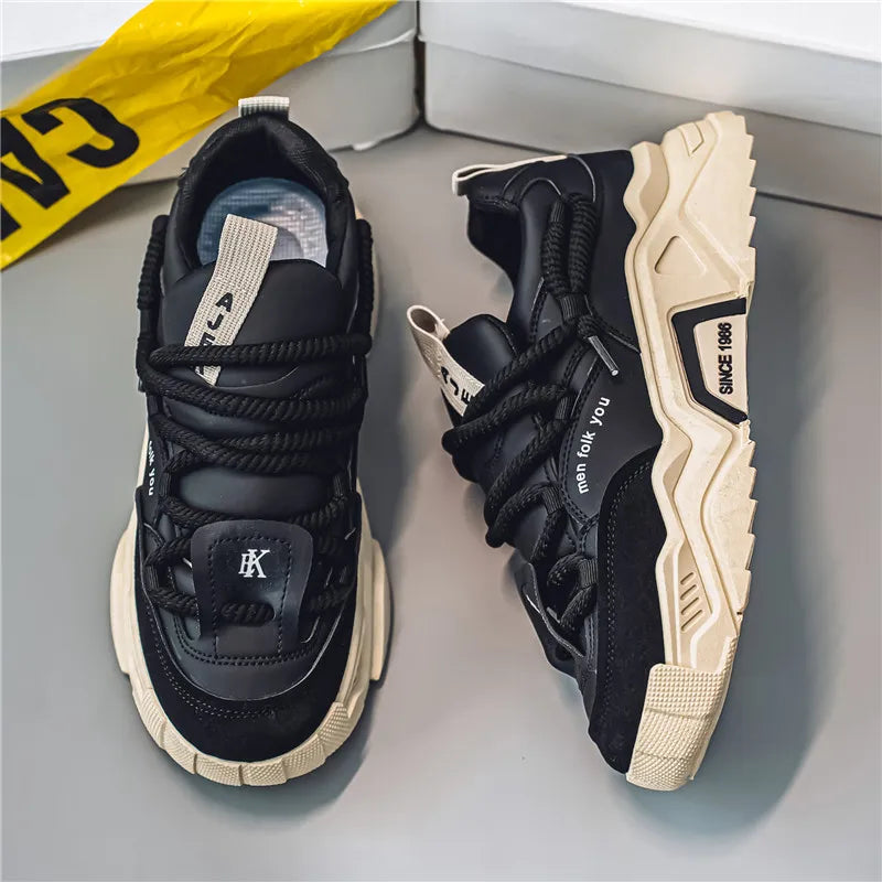 Outdoor Sneakers / Rugged Streetwear / Chunky Trail Style