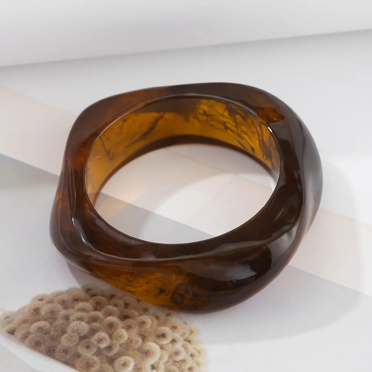 Gray KMVEXO Vintage Punk Brown Coffee Thick Resin Acrylic Bangles Geometric Irregular Wide Cuff Bangle Bracelet For Women Men Jewelry